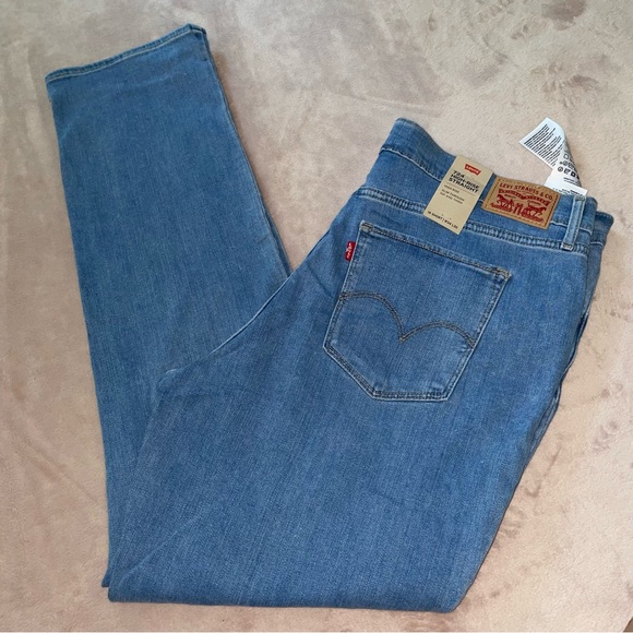 Levi’s 724 distressed high -rise straight jean W34/L30 1/2 - Picture 2 of 14